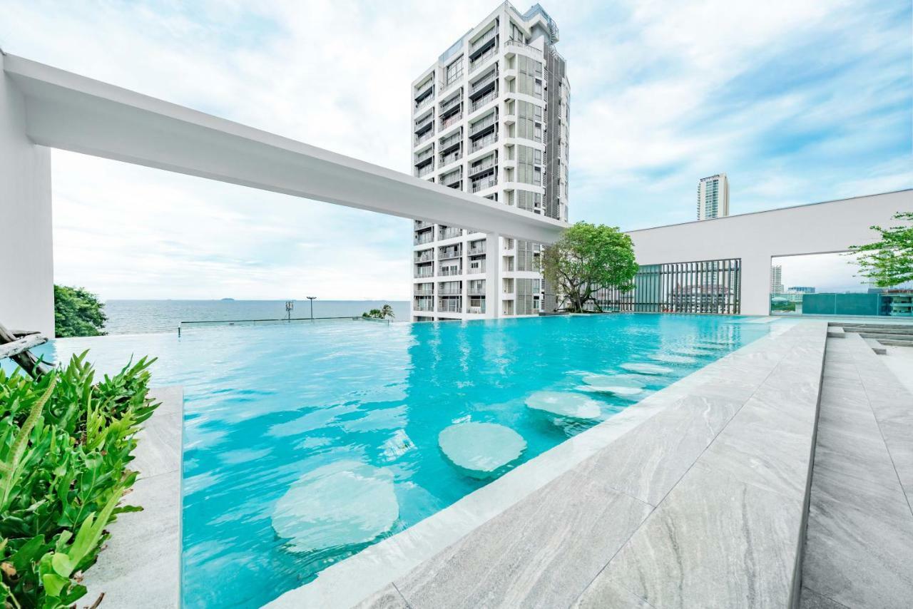 Pattaya Aeras Condotel Jomtien Beach Exterior photo